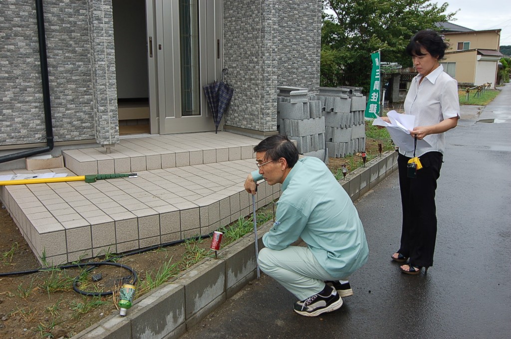 建物の完了検査の日、設計士立会で合格いたしました